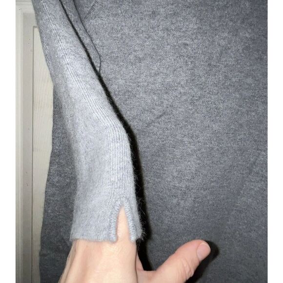 100% Velvet Mink‎ Sweater Dress Sz M Gray Long Sleeve Ornate Button Closure - Picture 4 of 11